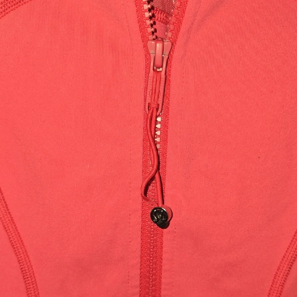 lululemon athletica Vibrant Pink Women's Jacket 4. - Picture 4 of 9